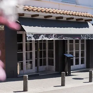 https://hostal-ribas.topcostabravahotels.com